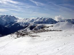 Alpe d'Huez Transfer Bus