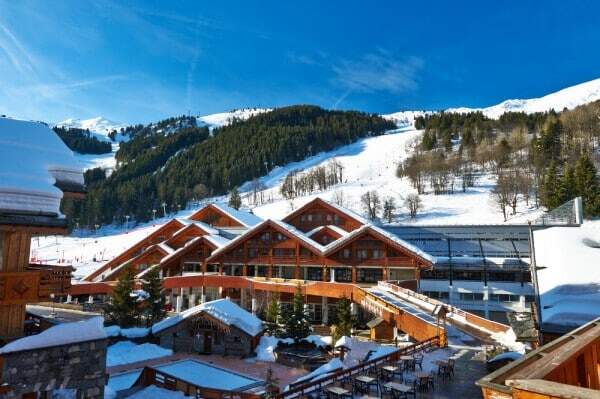 Meribel Transfer Bus