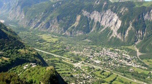 bourg d'oisans Airport transfers